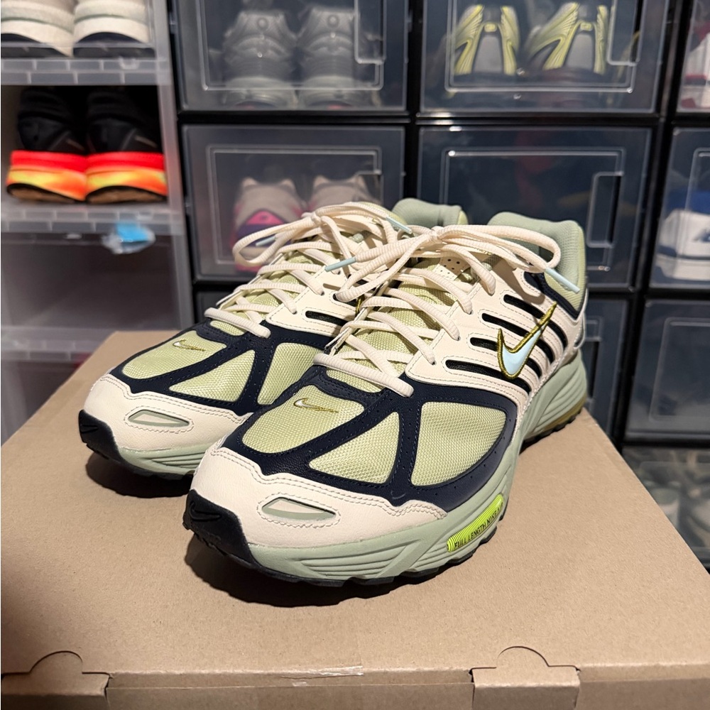 Nike Air Pegasus 2K5 Shoes